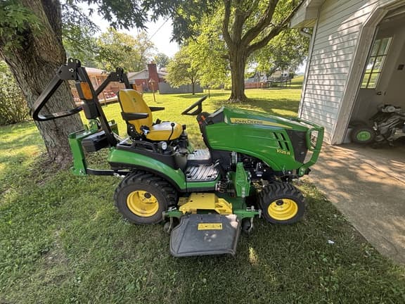 Image of John Deere 1025R equipment image 1