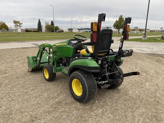 Image of John Deere 1025R equipment image 1
