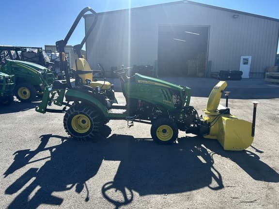 Image of John Deere 1025R equipment image 4
