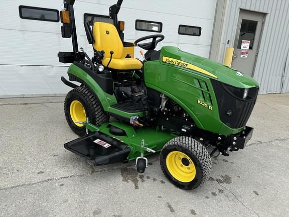 Image of John Deere 1025R equipment image 1