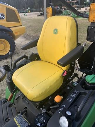 Image of John Deere 1025R equipment image 3