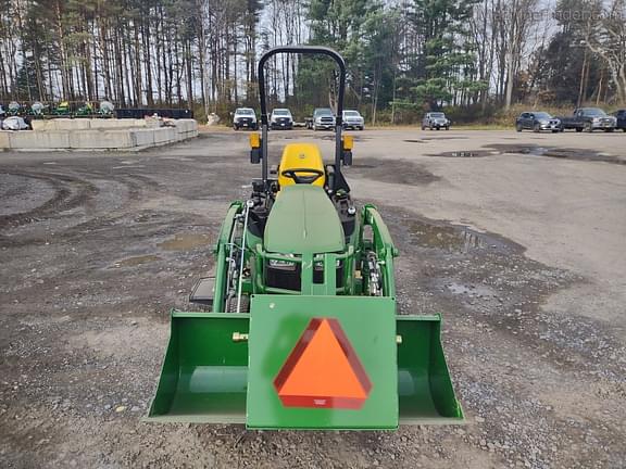 Image of John Deere 1025R equipment image 3