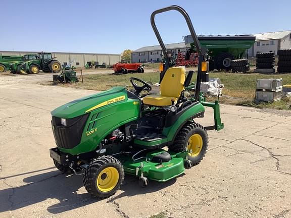 Image of John Deere 1025R Primary image