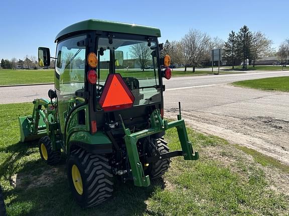 Image of John Deere 1025R equipment image 2