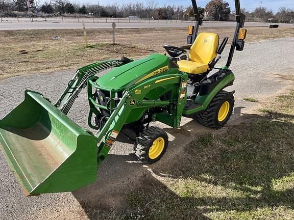 Image of John Deere 1025R equipment image 3