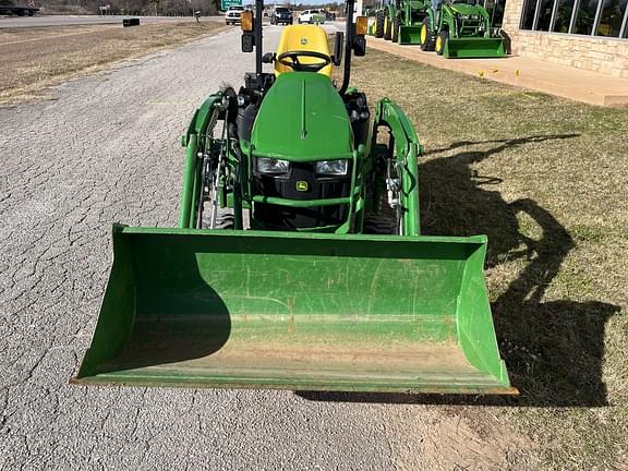 Image of John Deere 1025R equipment image 2