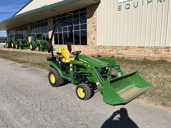 Image of John Deere 1025R equipment image 1