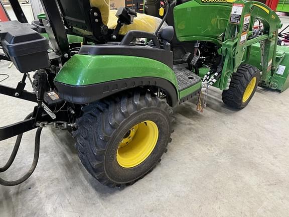 Image of John Deere 1025R equipment image 4