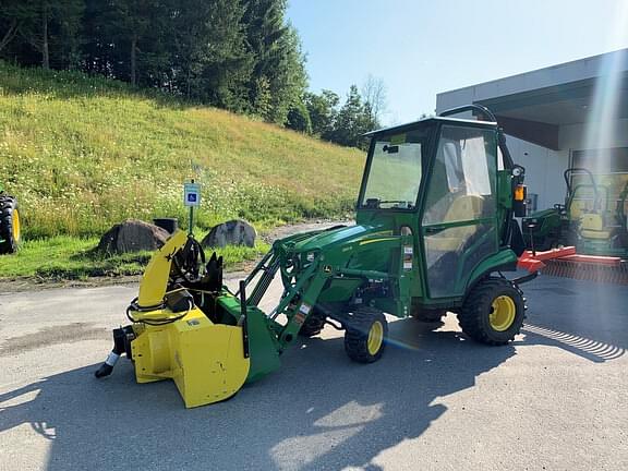 Image of John Deere 1025R equipment image 2