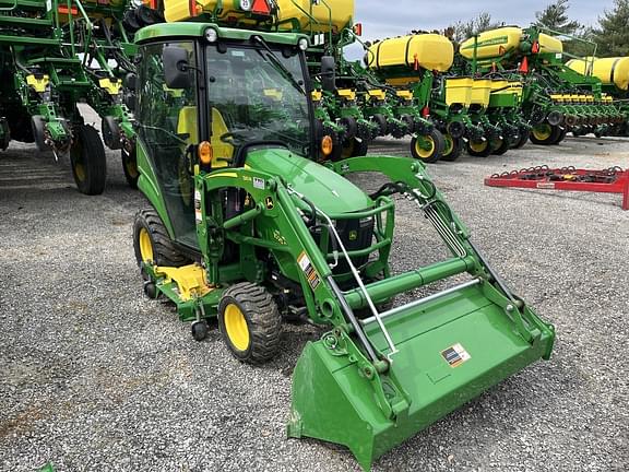 Image of John Deere 1025R equipment image 2