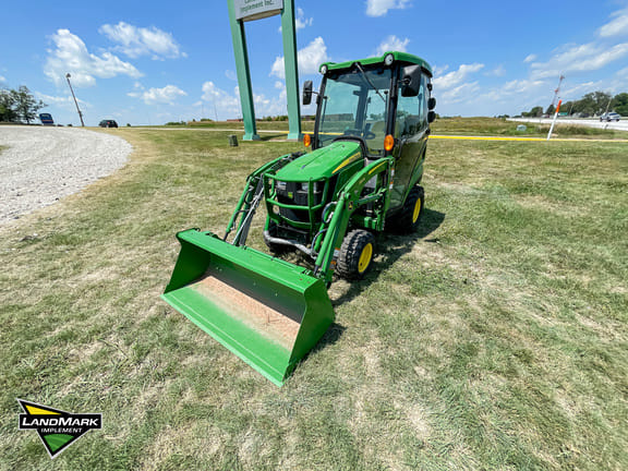 2022 John Deere 1025R Equipment Image0