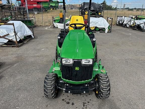 Image of John Deere 1025R equipment image 3