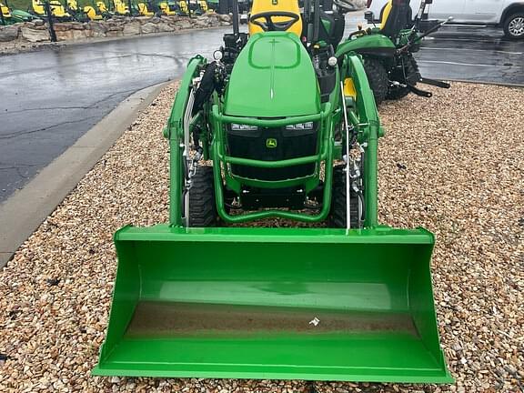 Image of John Deere 1025R equipment image 4