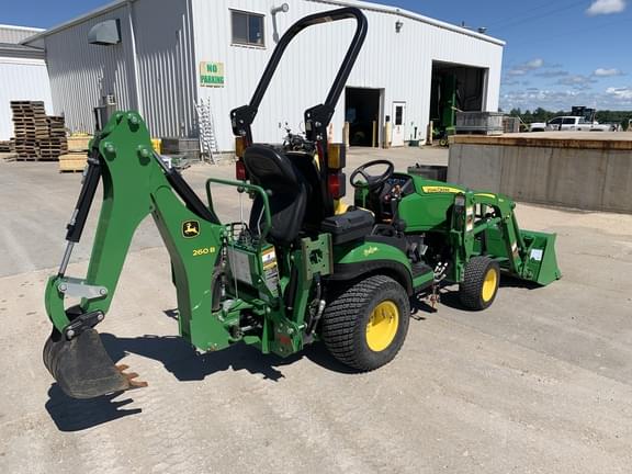 Image of John Deere 1025R equipment image 3