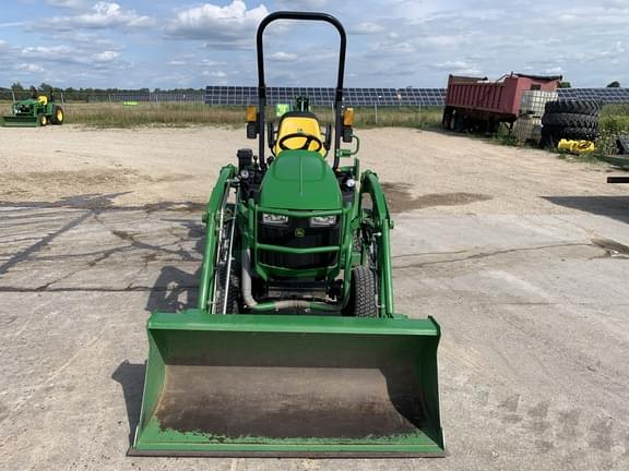Image of John Deere 1025R equipment image 2