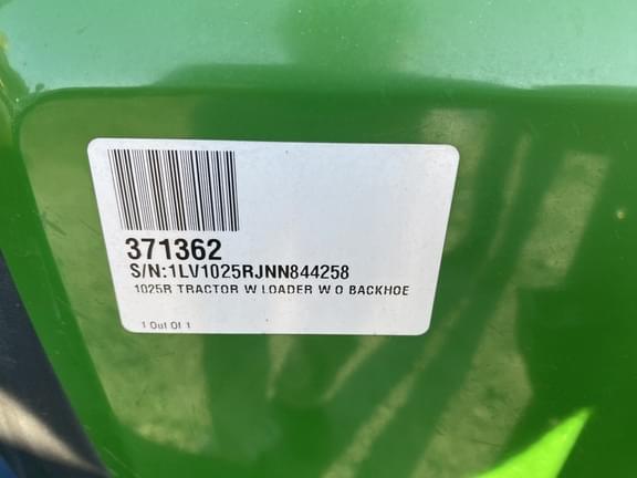Image of John Deere 1025R equipment image 2