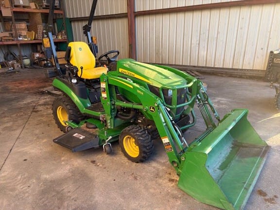 2022 John Deere 1025R Image