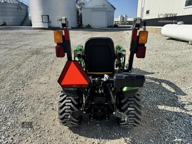 Image of John Deere 1025R equipment image 4