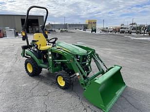 Main image John Deere 1025R 7