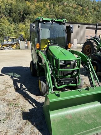2022 John Deere 1025R Equipment Image0