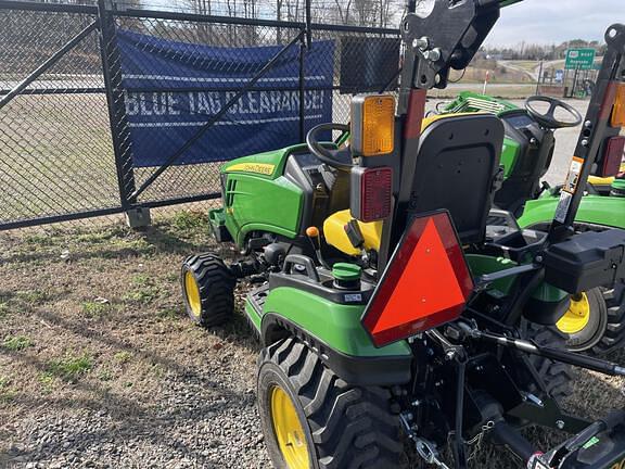 Image of John Deere 1025R equipment image 2