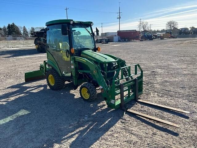 Image of John Deere 1025R equipment image 2