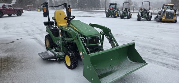 Image of John Deere 1025R equipment image 4