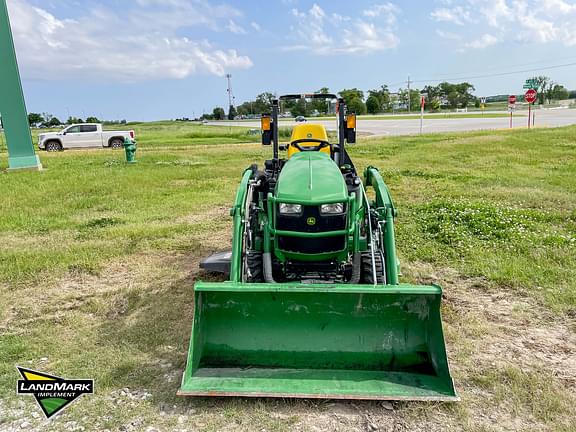 Image of John Deere 1025R equipment image 2