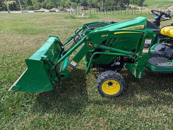 Image of John Deere 1025R equipment image 3