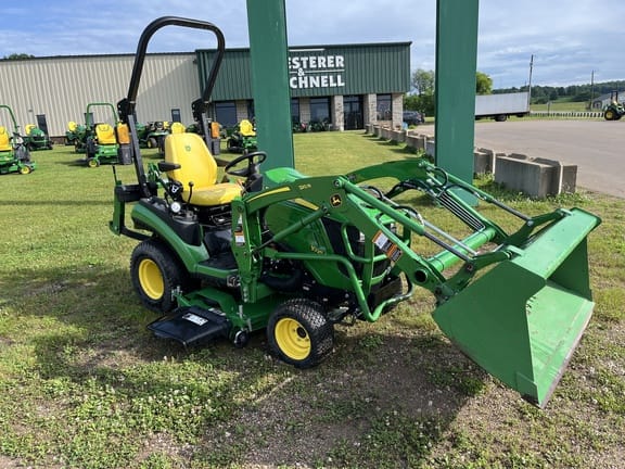 2022 John Deere 1025R Equipment Image0