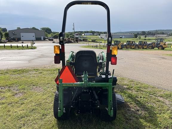Image of John Deere 1025R equipment image 3