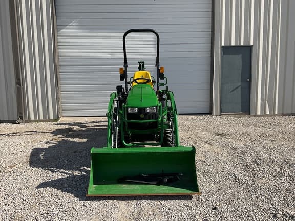 Image of John Deere 1025R equipment image 2