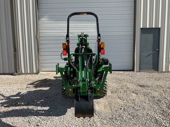Image of John Deere 1025R equipment image 3