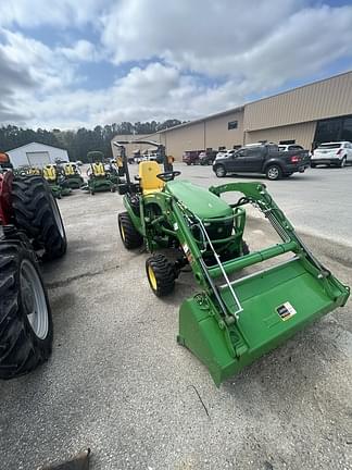 Image of John Deere 1025R equipment image 2