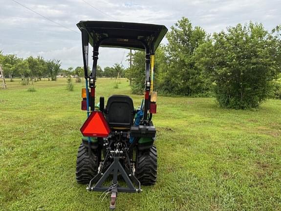 Image of John Deere 1025R equipment image 3