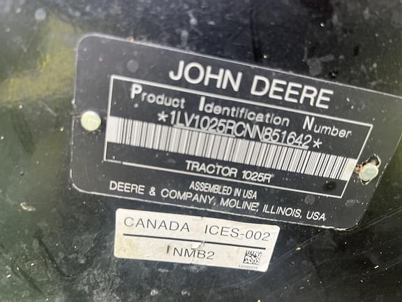 Image of John Deere 1025R equipment image 4