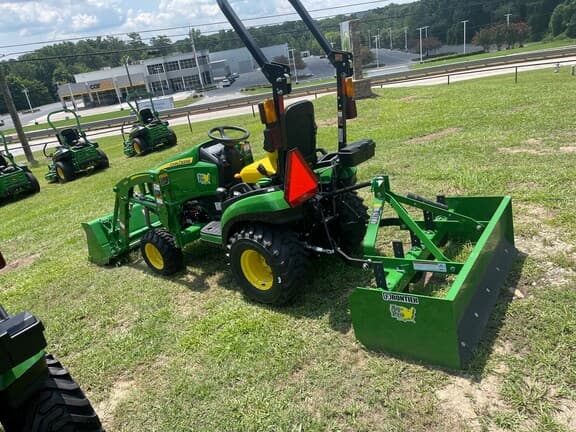 Image of John Deere 1025R Image 0