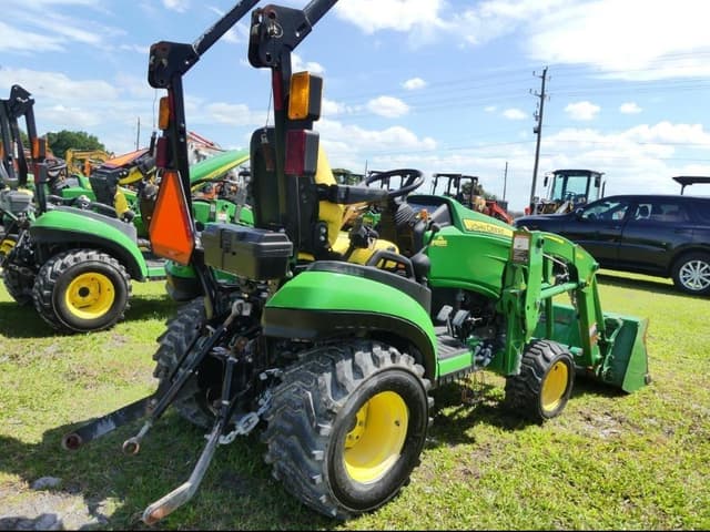 Image of John Deere 1025R equipment image 2