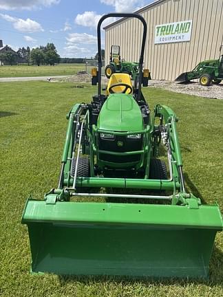 Image of John Deere 1025R equipment image 2