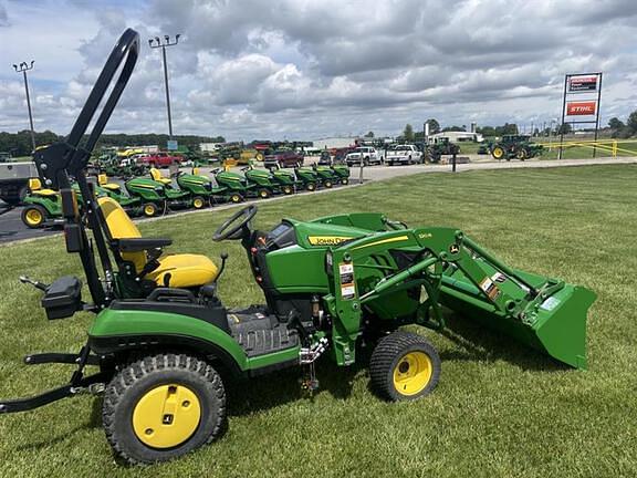 Image of John Deere 1025R equipment image 4