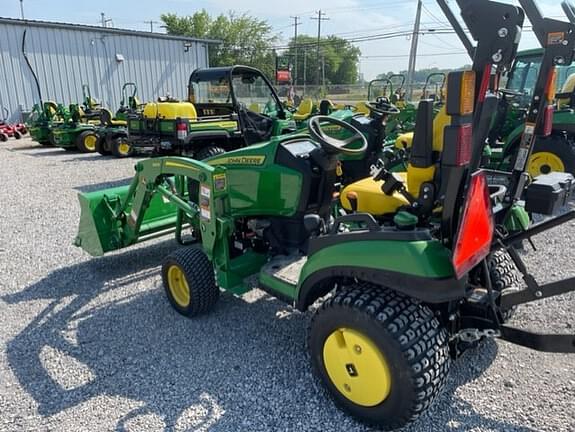 Image of John Deere 1025R equipment image 2