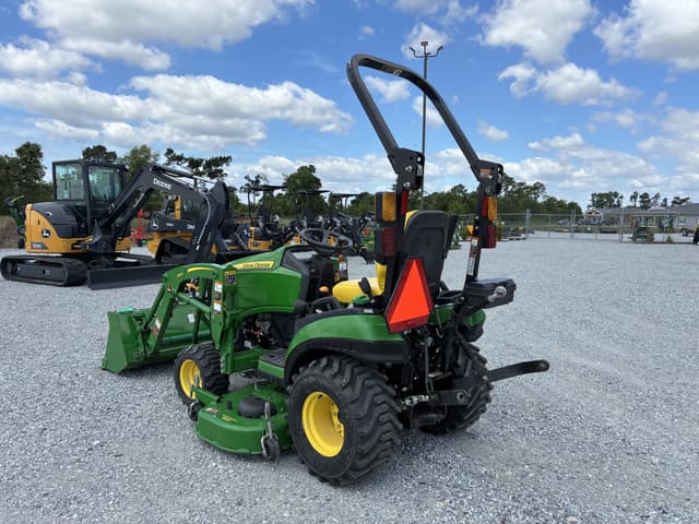 Image of John Deere 1025R equipment image 2