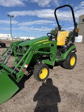 2022 John Deere 1025R Equipment Image0