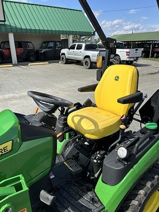 Image of John Deere 1025R equipment image 2