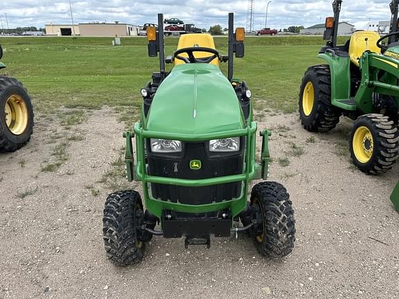 Image of John Deere 1025R equipment image 4