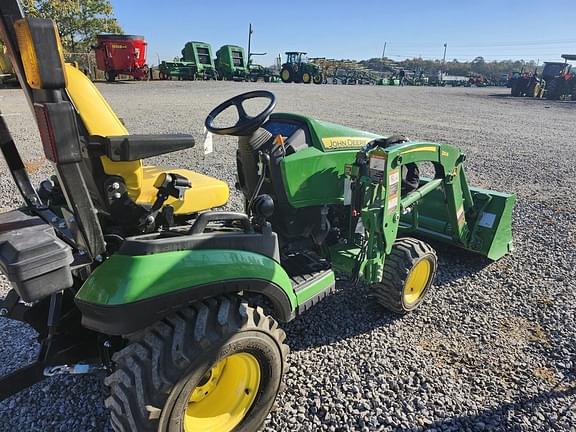 Image of John Deere 1025R equipment image 1