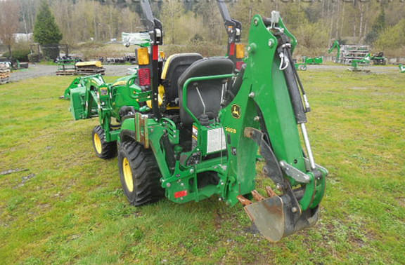 Image of John Deere 1025R equipment image 1