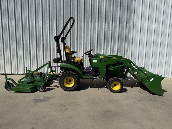 Image of John Deere 1025R equipment image 4