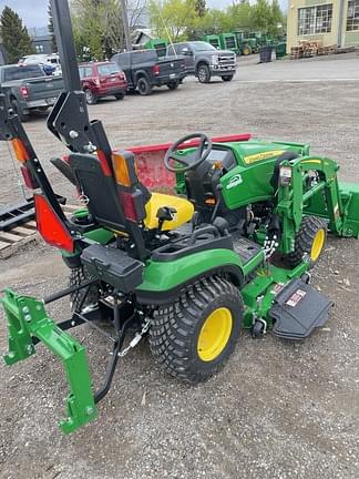 Image of John Deere 1025R equipment image 3
