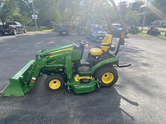 Image of John Deere 1025R equipment image 1